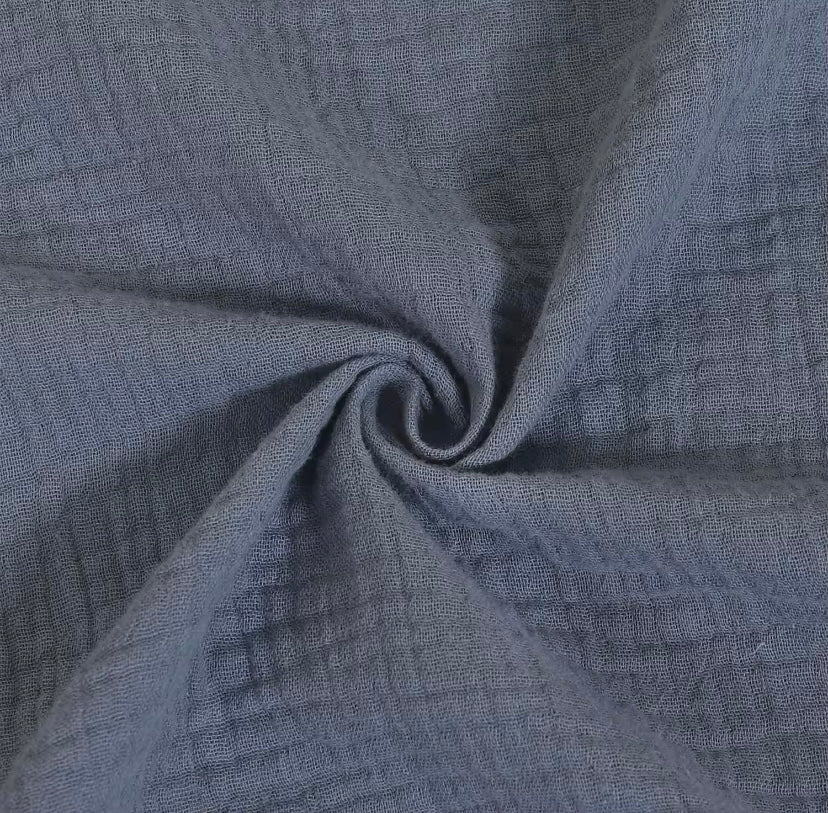 Couverture d’Allaitement Alyanna Baby – Bleu coton | Confort & Discrétion